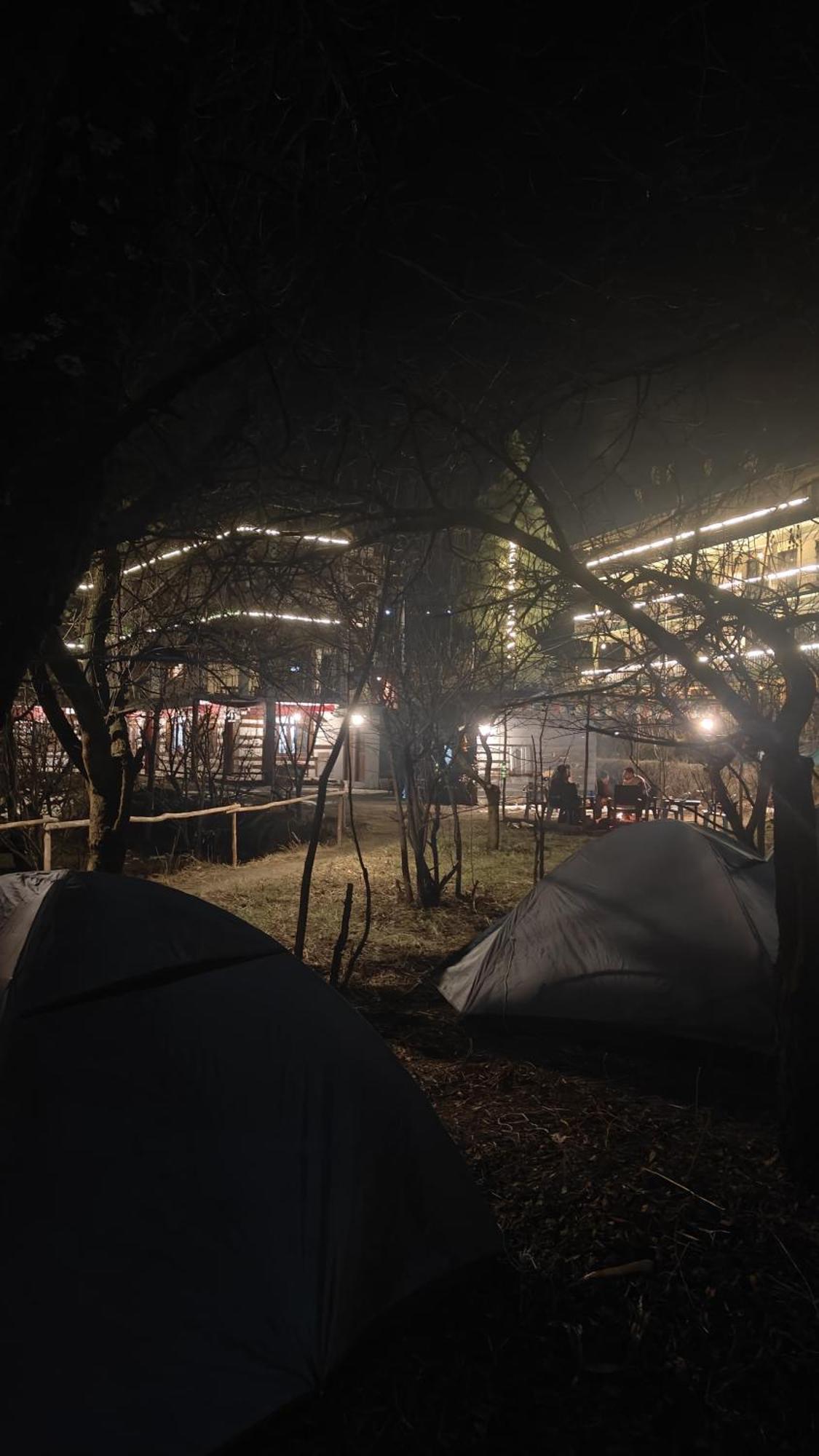 Hostel Basecamp Manali Zewnętrze zdjęcie